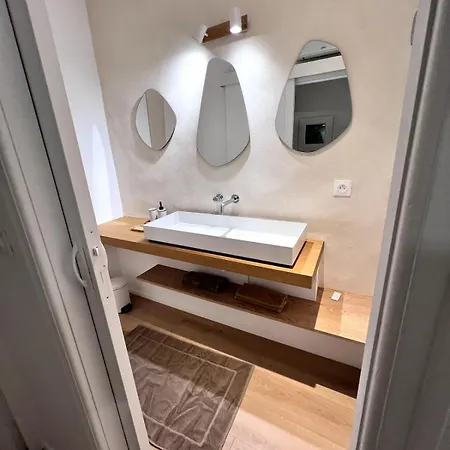 Maison Authentique Centre Historique بيت للعطل