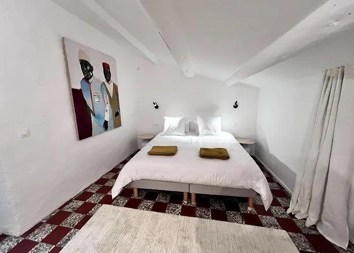 Maison Authentique Centre Historique * فينوف ليز أفيجْنْ